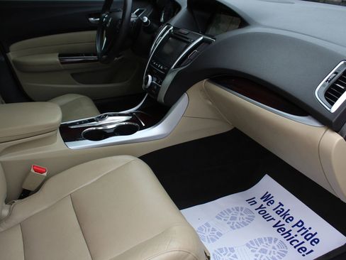 Used 2015 Acura TLX V6 w/ Technology Package FWD image 17
