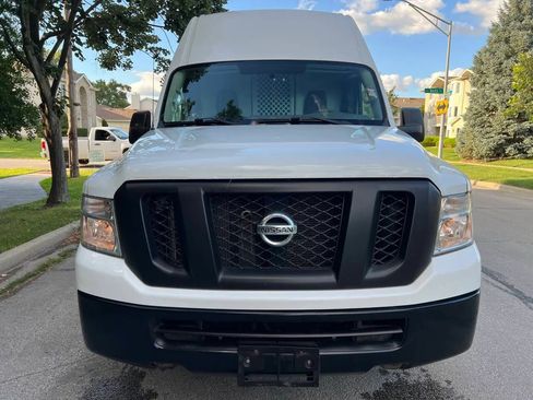 Used 2017 Nissan NV 2500 SV w/ Technology Package image 2