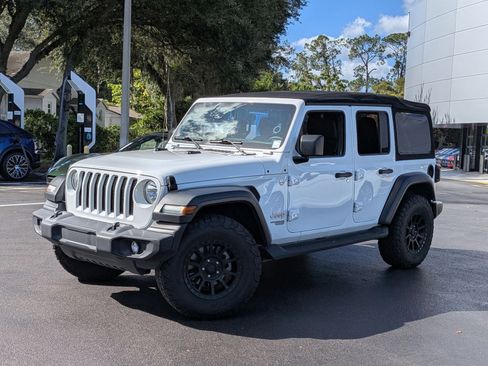 Used 2018 Jeep Wrangler Unlimited Sport S image 1