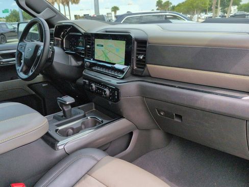 Used 2025 Chevrolet Silverado 1500 ZR2 AWD/4WD image 26