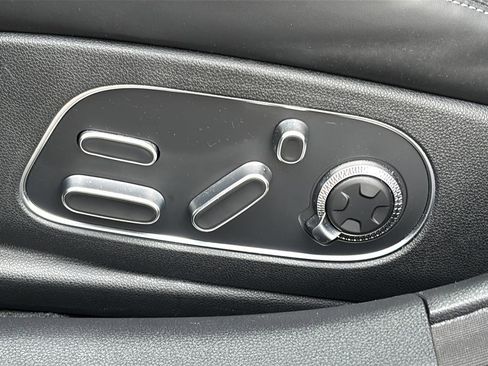 Used 2024 Genesis G90 3.5T image 20