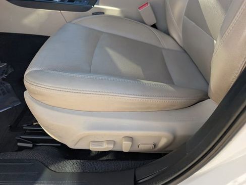 Used 2018 Subaru Legacy 2.5i Limited image 32