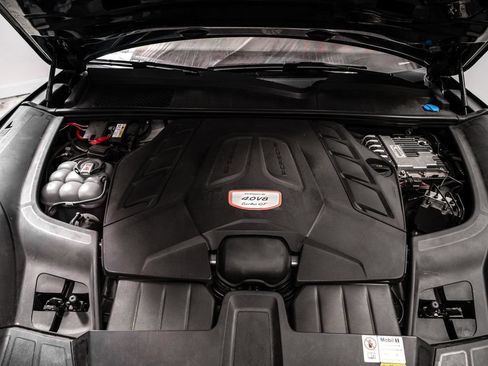 Certified 2023 Porsche Cayenne Turbo GT AWD/4WD image 53