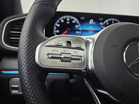 Certified 2023 Mercedes-Benz GLS 450 4MATIC image 37