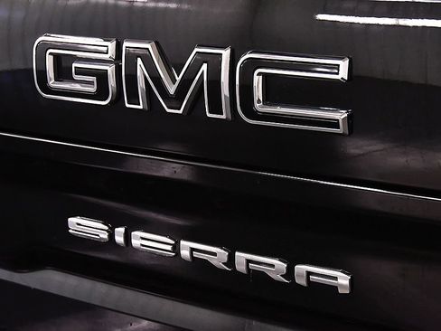 Used 2022 GMC Sierra 1500 Elevation AWD/4WD image 12
