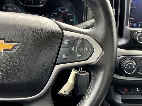 Used 2021 Chevrolet Colorado LT image 24