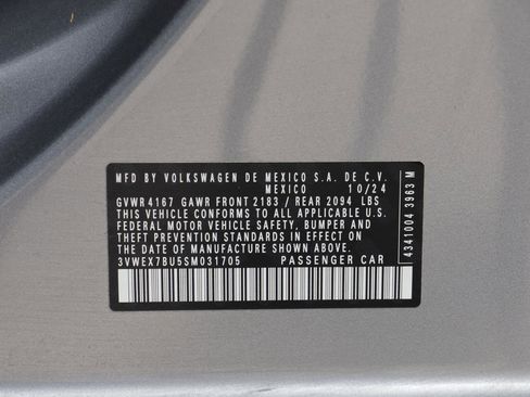 Used 2025 Volkswagen Jetta SE image 24