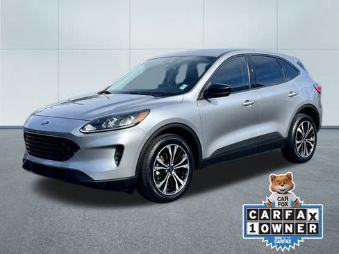 Used 2022 Ford Escape SE w/ SE Sport Appearance Package image 7