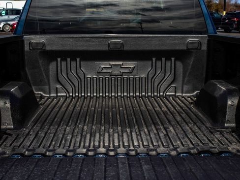 Used 2023 Chevrolet Silverado 1500 LT image 41