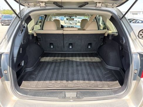 Used 2019 Subaru Outback 2.5i Limited AWD/4WD image 29