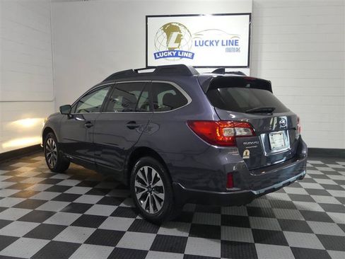 Used 2016 Subaru Outback 2.5i Limited AWD/4WD image 11