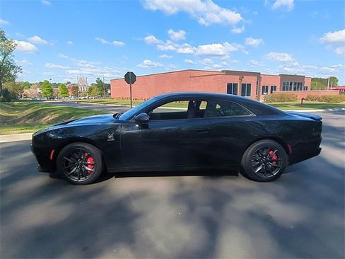 Used 2024 Dodge Charger R/T Scat Pack w/ Plus Group image 10
