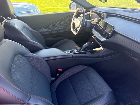 Used 2025 Dodge Charger Daytona R/T w/ Quick Order Package 25M R/T AWD/4WD image 9