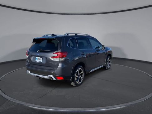 Used 2023 Subaru Forester Touring AWD/4WD image 8