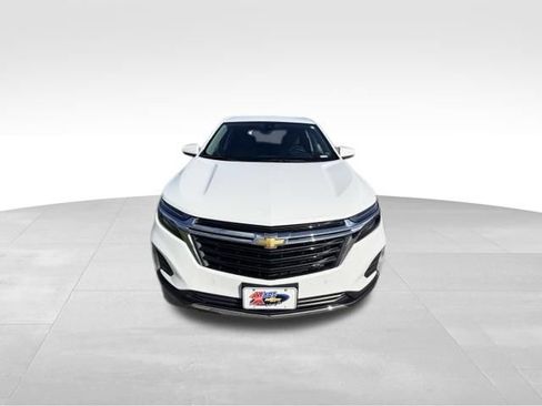 Certified 2024 Chevrolet Equinox LT FWD image 3