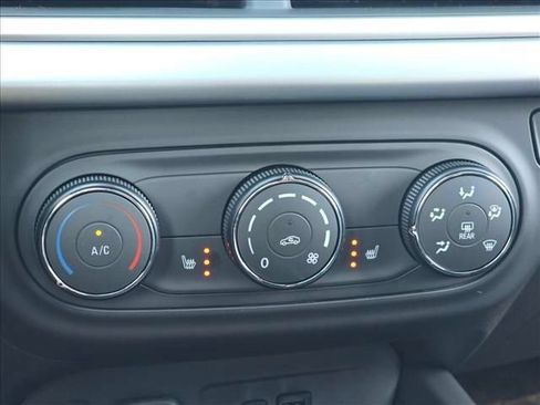 New 2026 Chevrolet Trax LS w/ LS Convenience Package FWD image 24