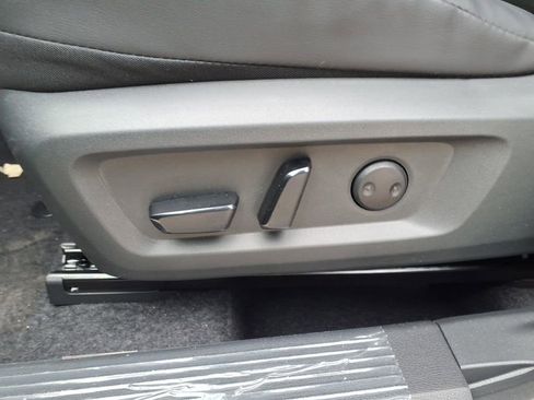 New 2026 Nissan Rogue SV image 25