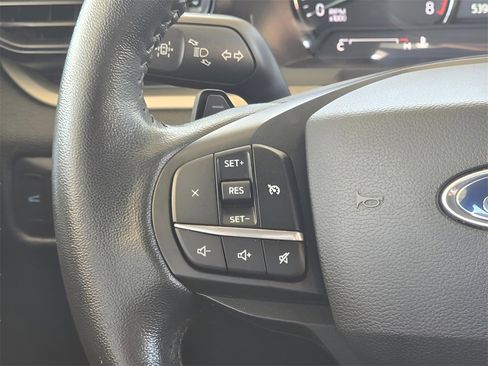 Used 2020 Ford Explorer XLT image 47