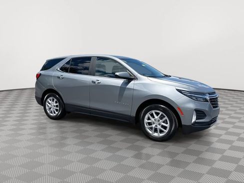 Certified 2024 Chevrolet Equinox LT FWD image 13