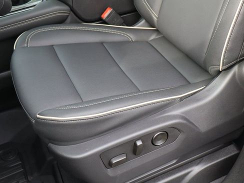 New 2026 GMC Yukon XL Elevation w/ LPO, Floor Liner Package AWD/4WD image 12