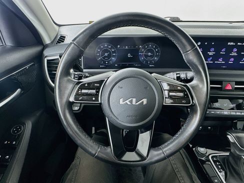 Certified 2024 Kia Seltos S FWD image 11
