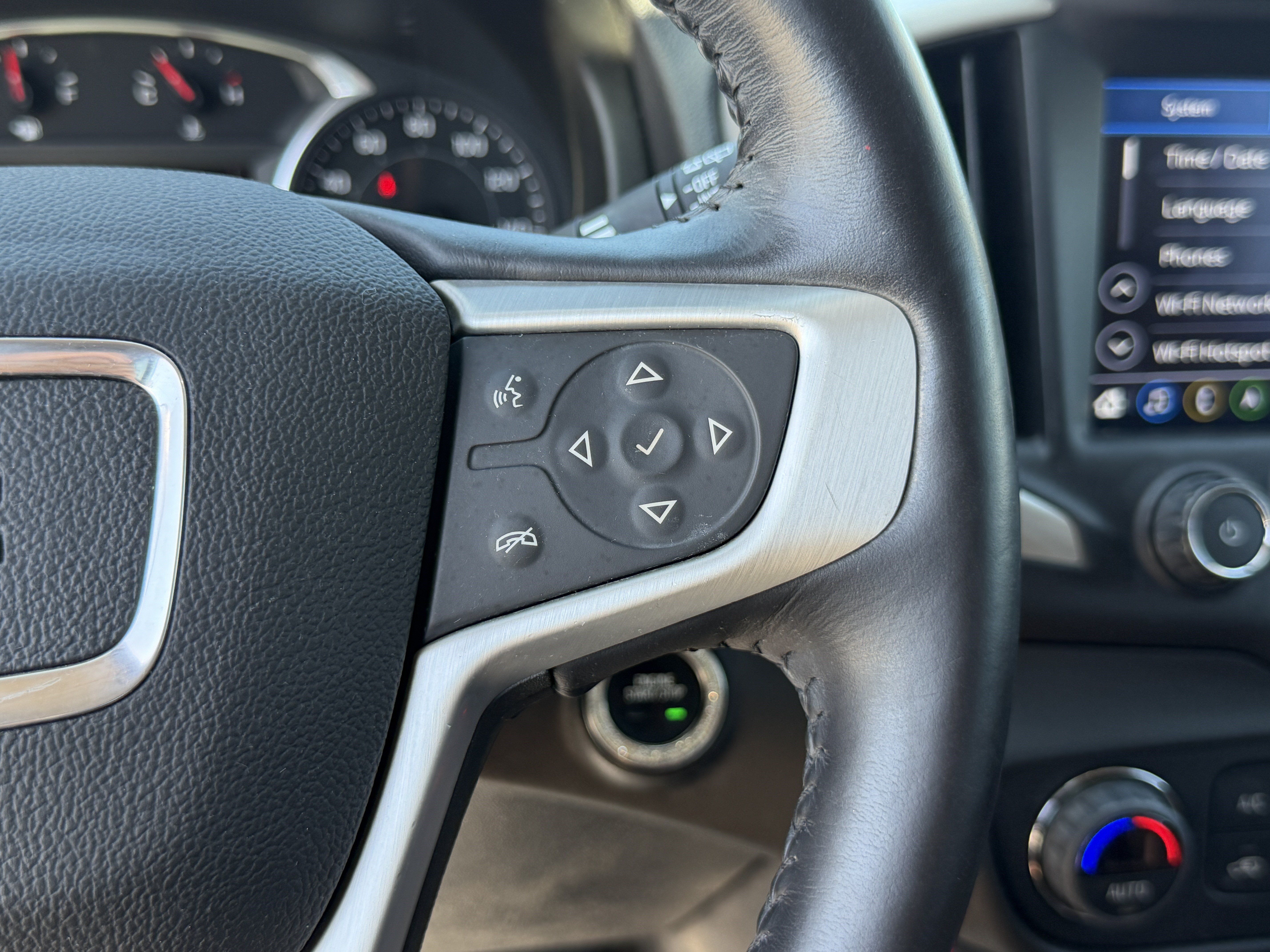 Used 2018 GMC Terrain SLT w/ Preferred Package FWD image 20