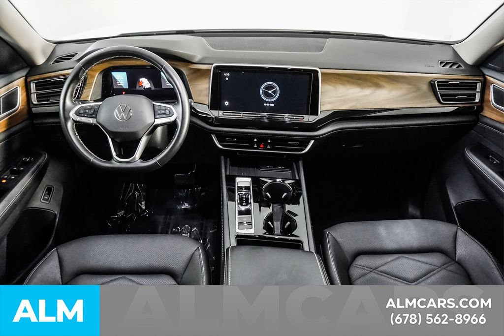 Used 2025 Volkswagen Atlas SE FWD image 23
