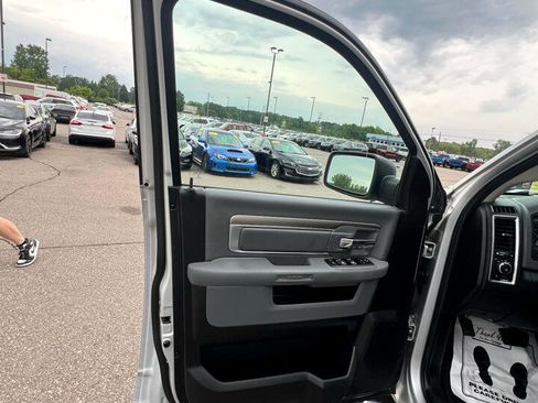 Used 2015 RAM 1500 Outdoorsman image 10