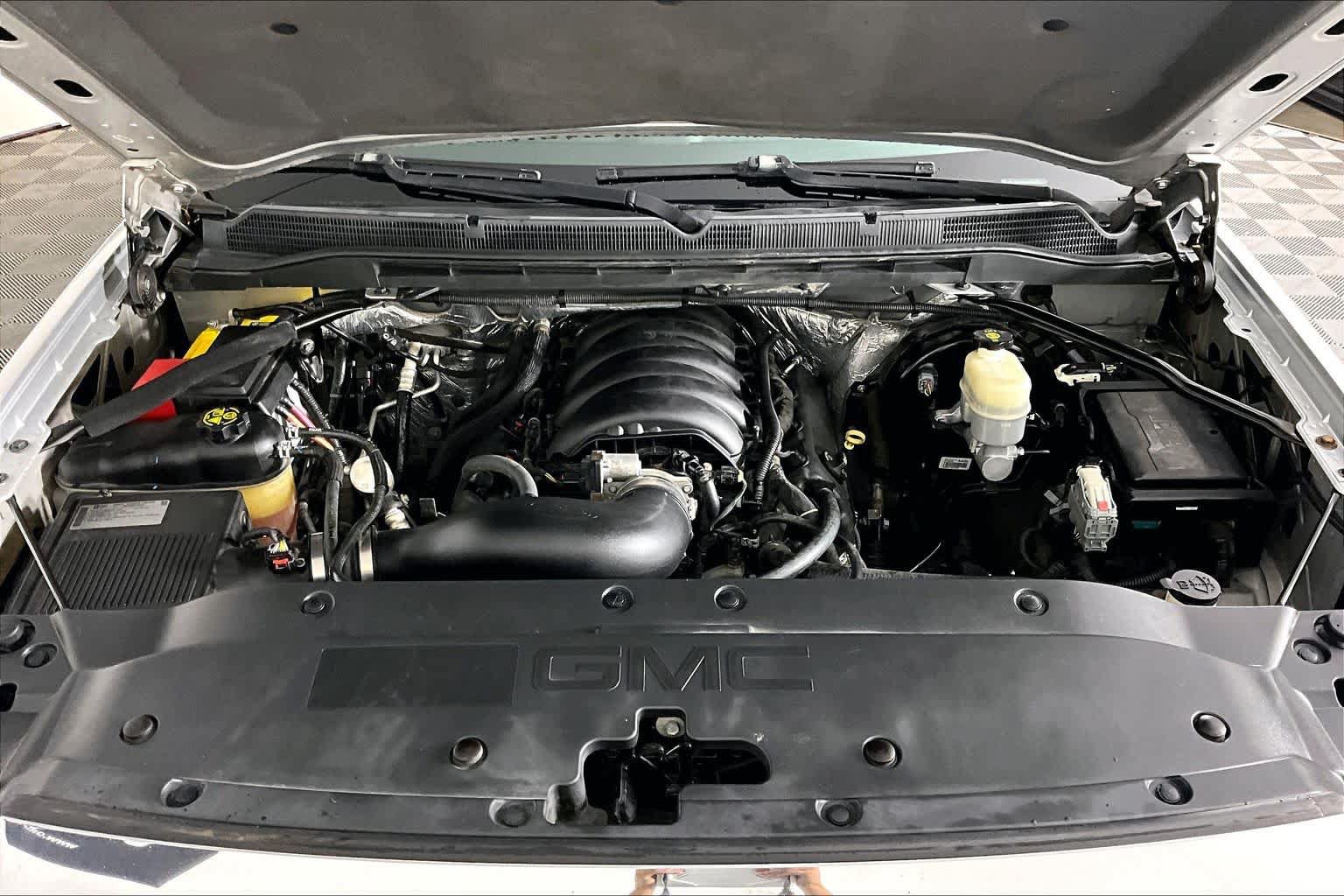 Used 2014 GMC Sierra 1500 Denali RWD image 29