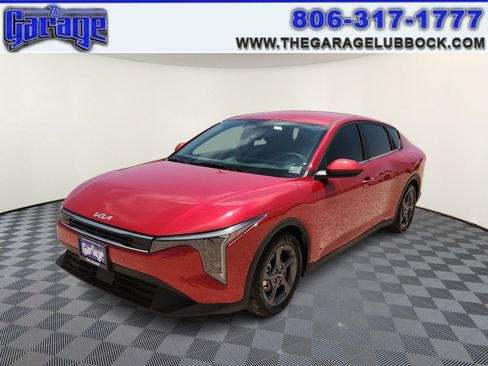 Used 2025 Kia K4 FWD image 1