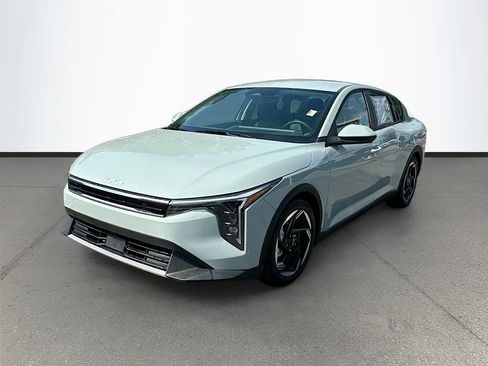 New 2026 Kia K4 EX FWD image 3