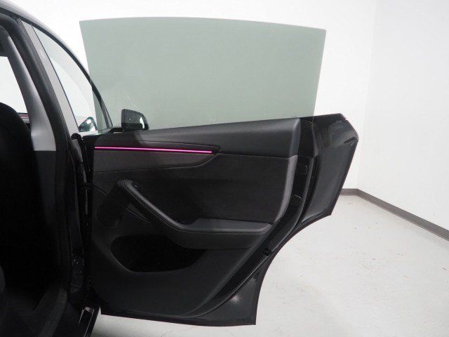 Used 2026 Tesla Model Y Long Range RWD image 65