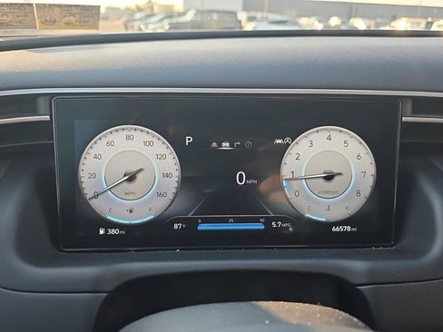 Used 2024 Hyundai Tucson Limited AWD/4WD image 12