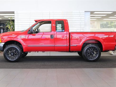 Used 1999 Ford F250 XLT AWD/4WD image 4