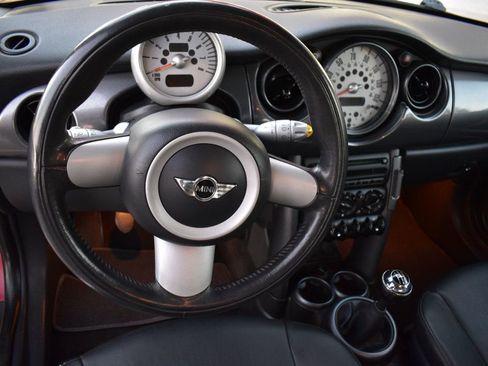 Used 2006 MINI Cooper Hardtop image 22