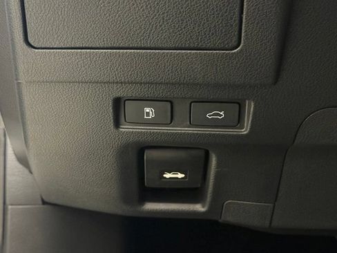 Used 2025 Lexus ES 350 w/ Premium Package FWD image 30