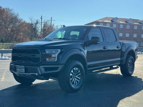 Used 2019 Ford F150 Raptor w/ Equipment Group 802A Luxury image 8