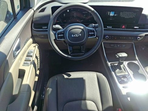 New 2026 Kia Carnival SX image 7