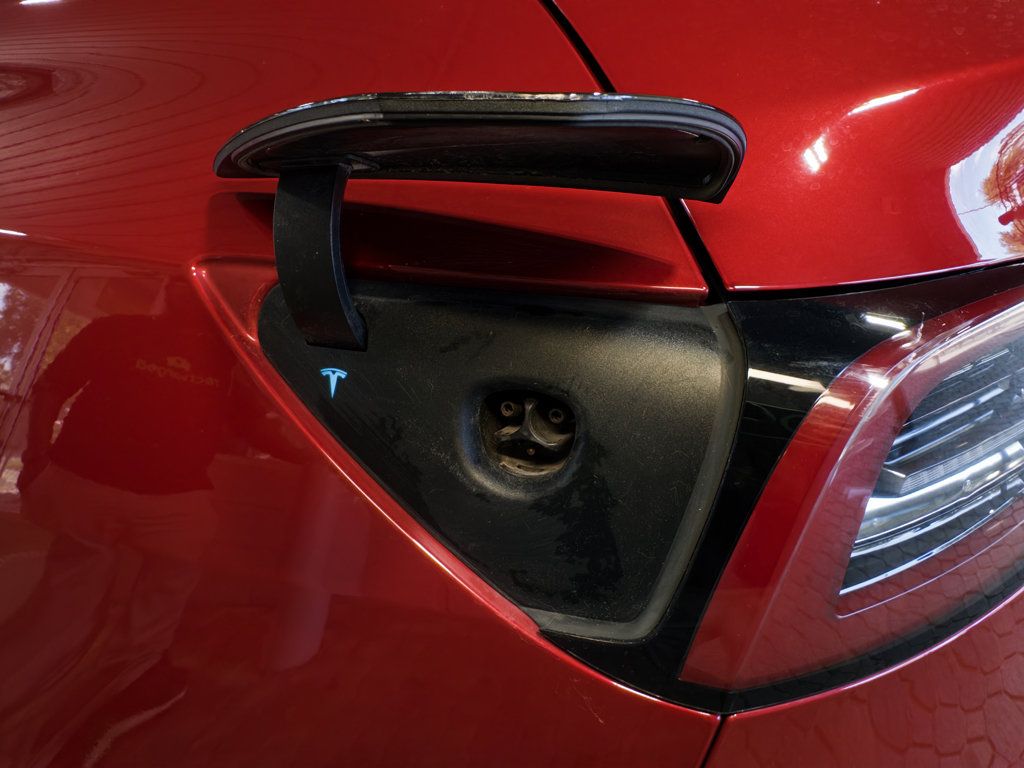 Used 2020 Tesla Model Y Long Range AWD/4WD image 5