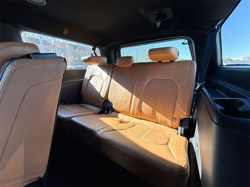 Used 2022 Ford Expedition Max Platinum image 26