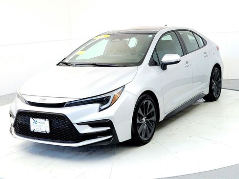 Certified 2024 Toyota Corolla XSE image 2