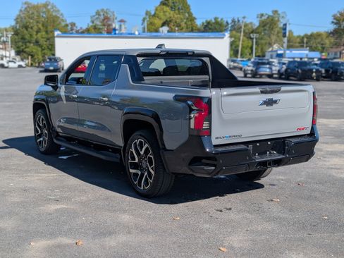 New 2025 Chevrolet Silverado EV RST image 12