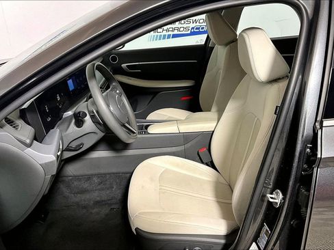Used 2025 Hyundai Sonata SEL FWD image 20