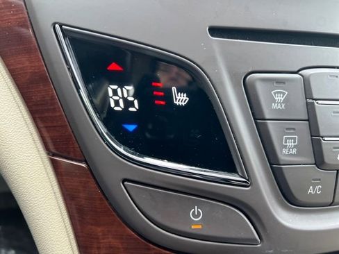 Used 2015 Buick Regal Premium image 24