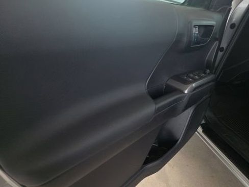Used 2023 Toyota Tacoma TRD Sport w/ Advanced Technology Package AWD/4WD image 14