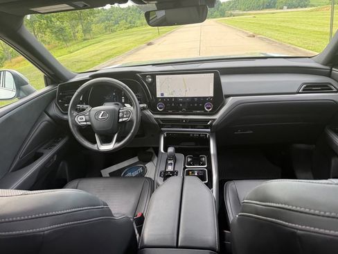 Used 2024 Lexus TX 350 AWD w/ Captains Chair Package image 20