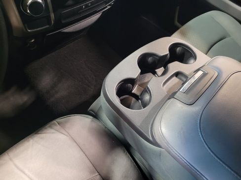 Used 2014 RAM 1500 Classic SLT RWD image 26