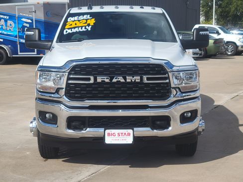 Used 2024 RAM 3500 Big Horn image 9