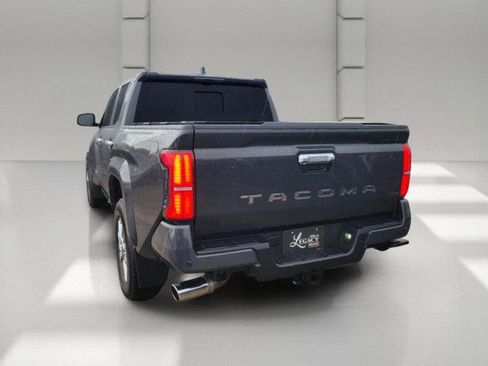 Used 2025 Toyota Tacoma Limited AWD/4WD image 6