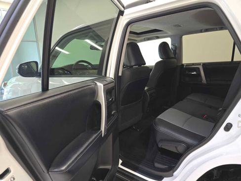 Used 2019 Toyota 4Runner SR5 Premium AWD/4WD image 24
